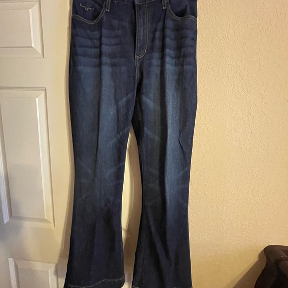 Kimes Ranch Jennifer Jeans - Picture 2 of 9